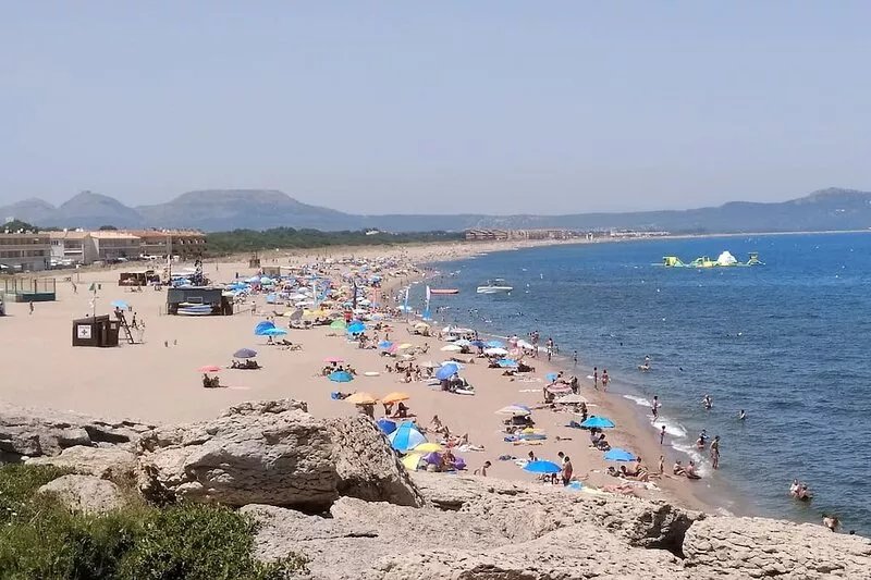 3 rooms 100 meters from Pals Beach / Costa Brava