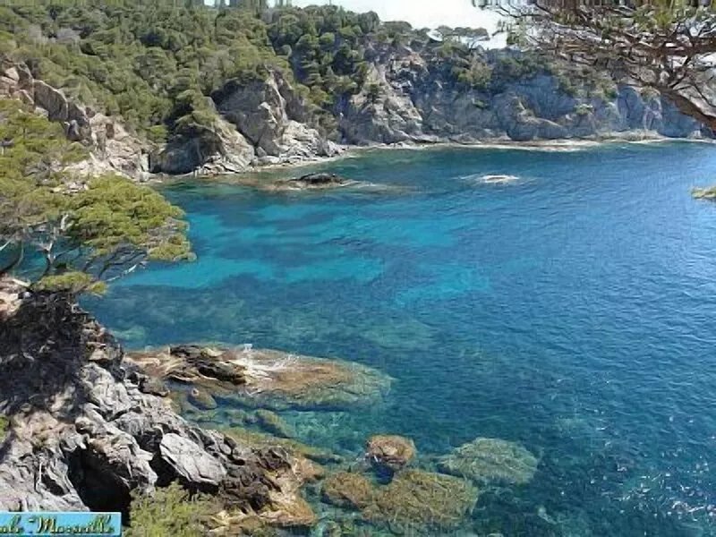 Romantic Victorian property, private pool, sea views. Superb pool & garden