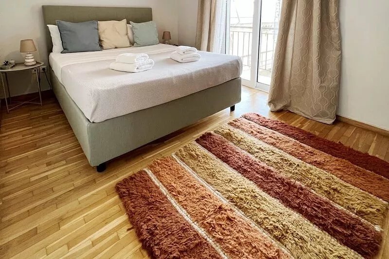 Peaceful Apartment by Flisvos Marina - Athenian Homes, Athenian Homes
