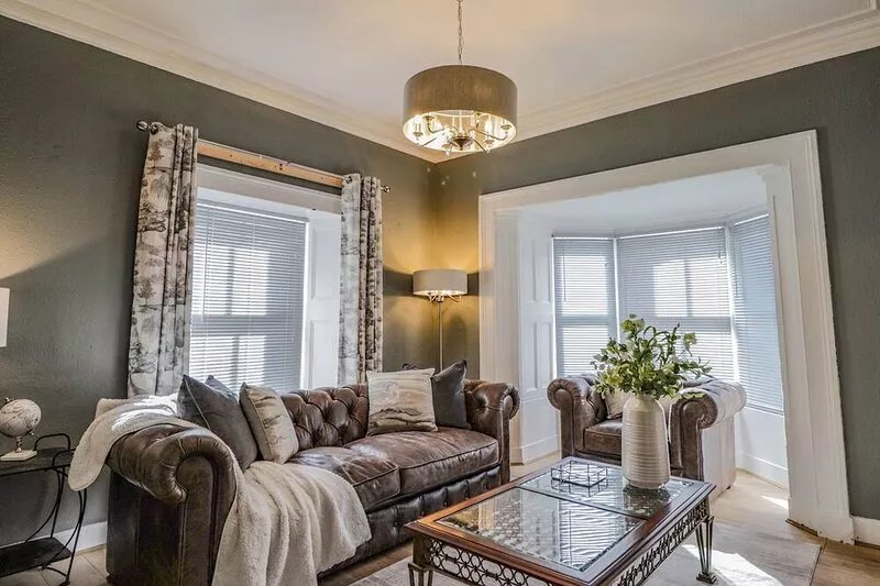 PORTER'S LODGE, family friendly, with a garden in Inverness