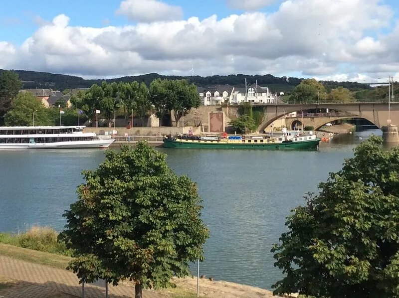 Apartment with a direct view of the Moselle and Sauer. Luxembourg border
