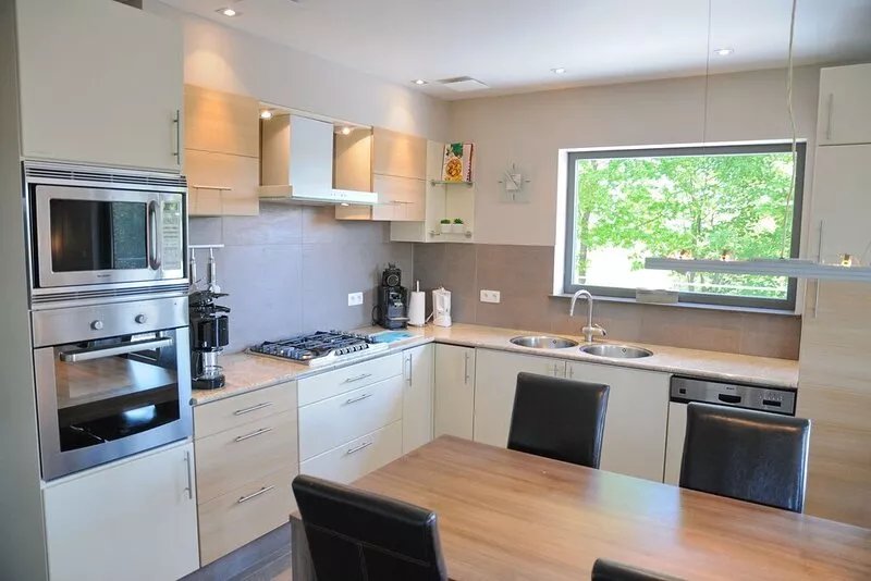Modern Holiday Home in Noiseux with Garden