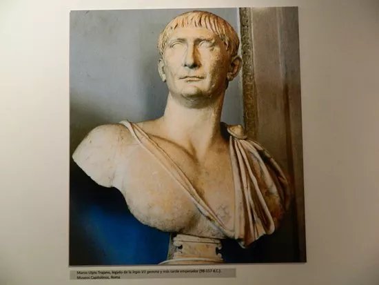 Cripta Arqueologica de Puerta Obispo