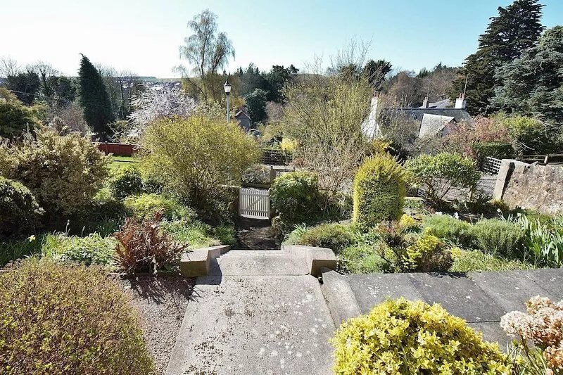 Comfortable 3 bedroomed apartment in central St Andrews