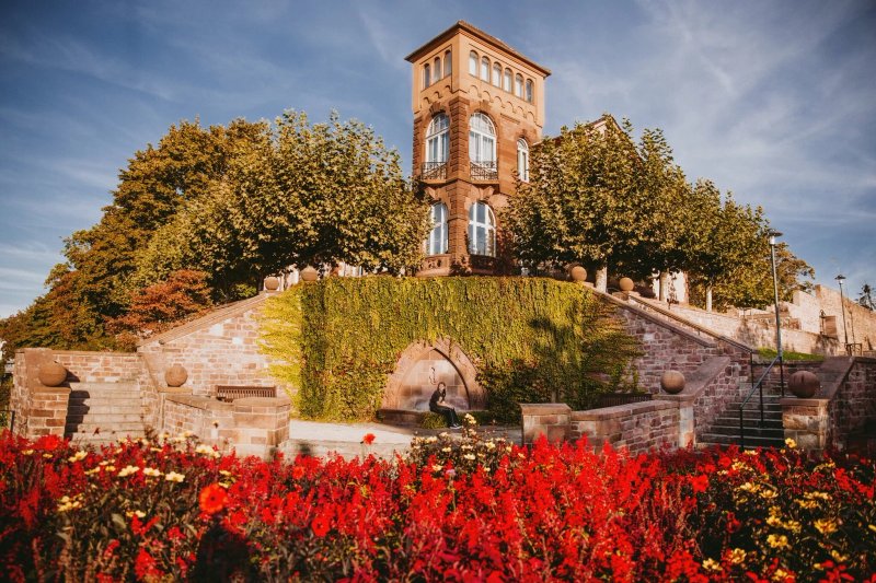 Kerkerturm Luginsland