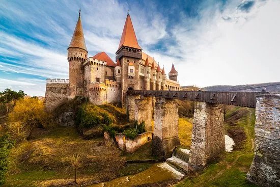 Castelul Corvinilor