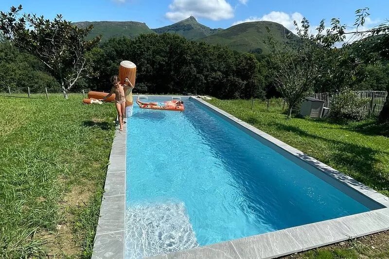 Large Basque house completely renovated facing the Rhune 10 min St-Jean-de-Luz