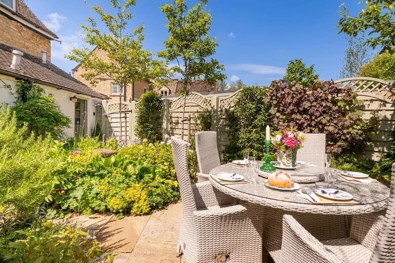 Characterful holiday cottage in the heart of Bourton-on-the-Water - Pear Tree