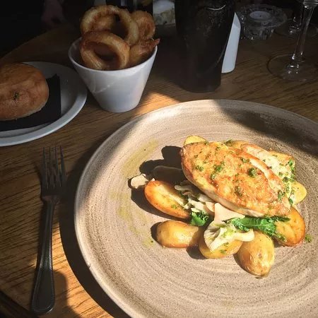 Chequers Inn