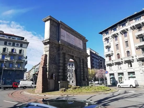 Arco di Porta Romana
