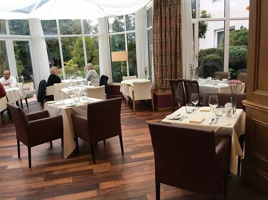 Lounge and Bar at the Kingsmills