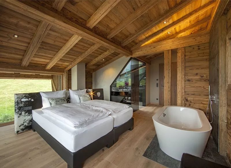 Beautiful chalet/ holiday home/in the mountains/ski slope of Kitzbühel