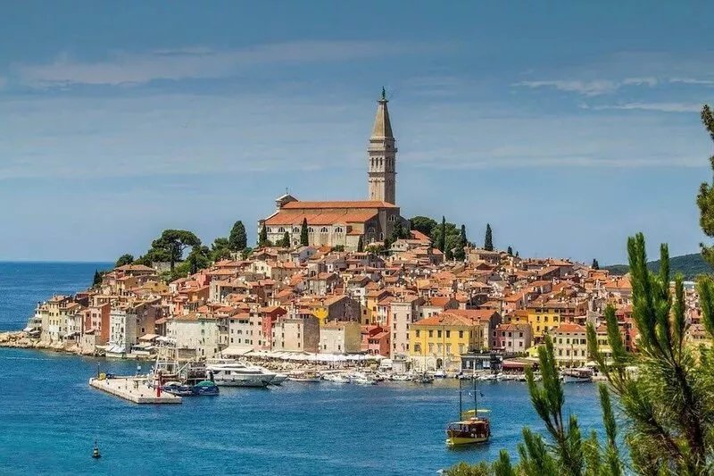 Sorgenfrei two-bedroom apartment in Rovinj Old Tow