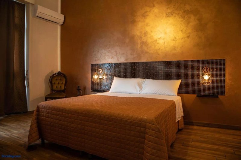 Cairoly Rooms