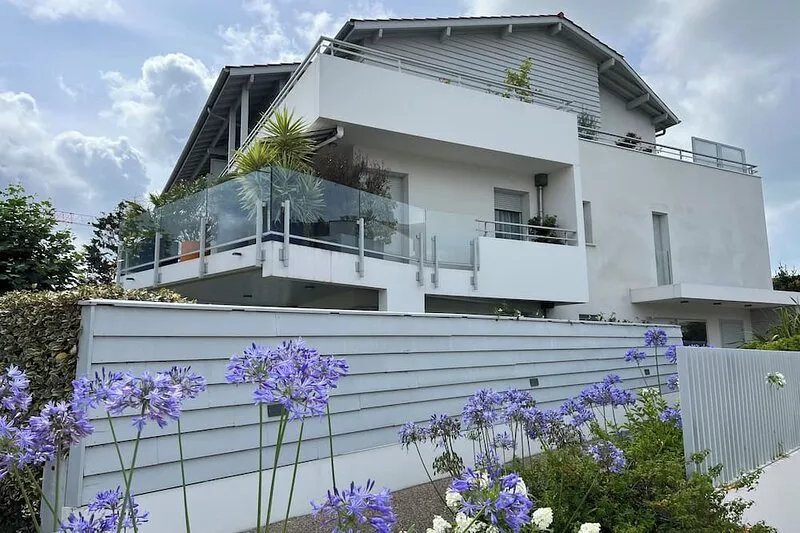 Anglet Aguilera Limite Biarritz, Grand Studio Dans Résidence Calme de Standing !