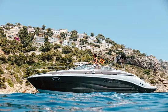 Nomada Luxury Boat Charters