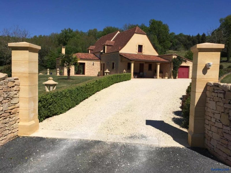 Chez Bernadette Et Victor