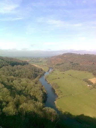 Symonds Yat Rock