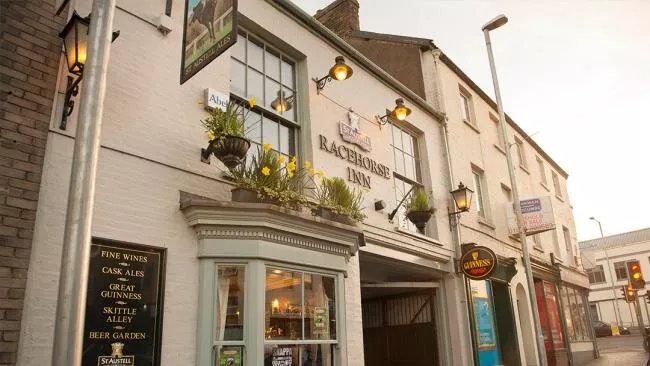Racehorse Inn