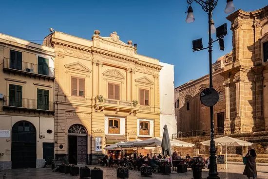 Real Teatro Bellini