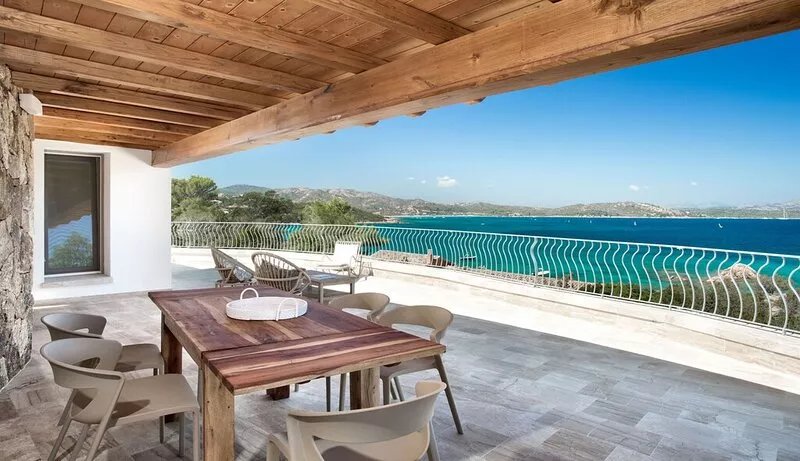 Villa Astrea Blu, panoramic terrace, private pool and two steps from the beach