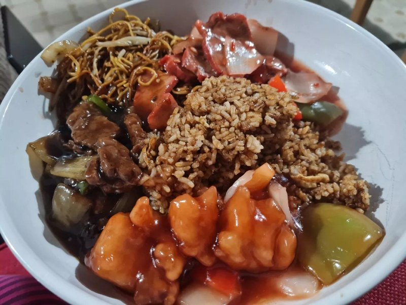 KH Chinese Takeaway