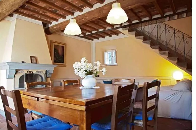 Holidayhome Petra - Rustic Tuscan house with pool and view 5 minutes from Lucca