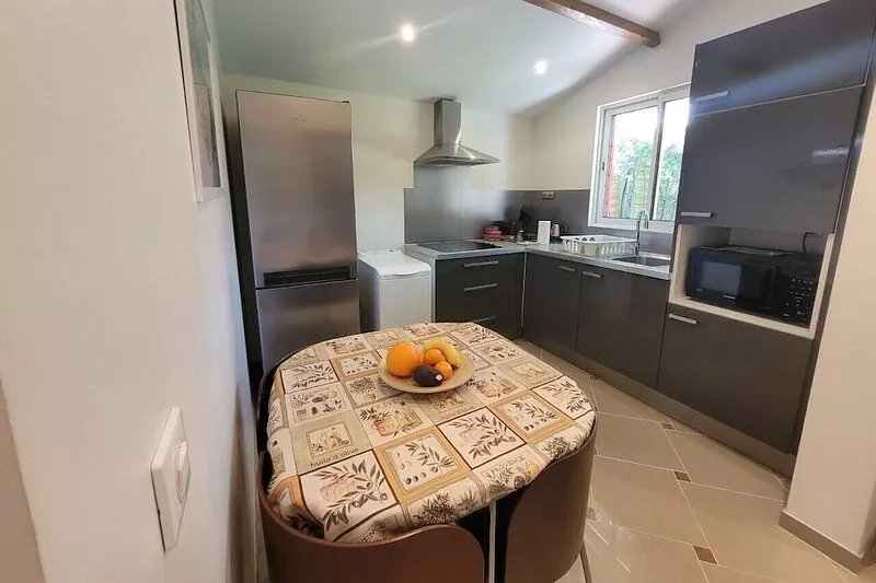 Sur une Ile en bord de marne guest house