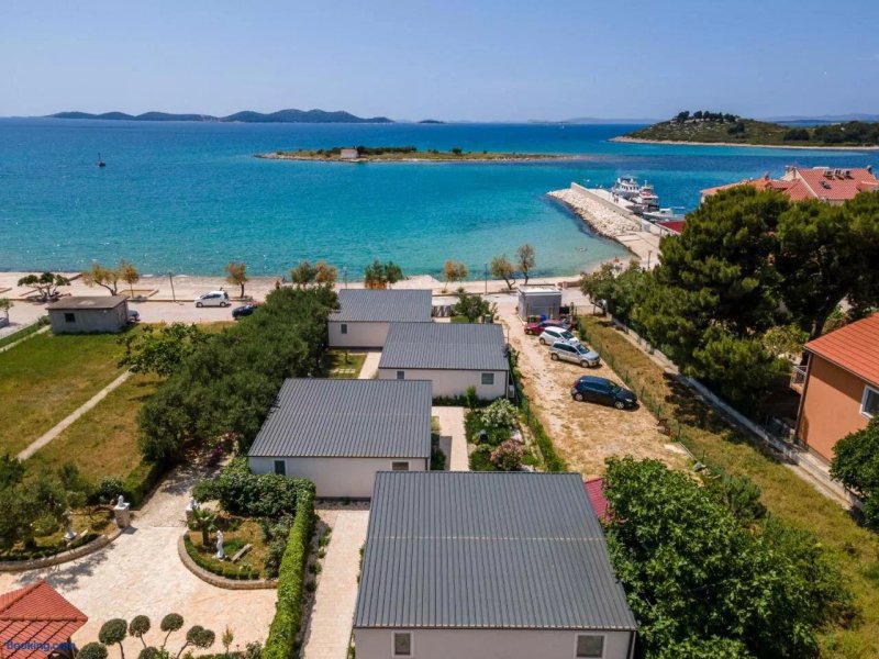 Rasin Holiday Homes