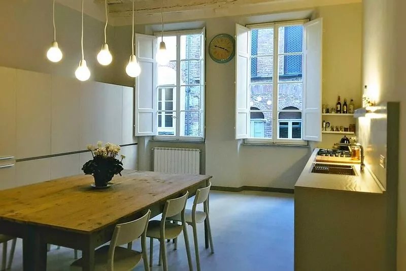 Magnificent 13th century apartment inside the historic walled city of Lucca