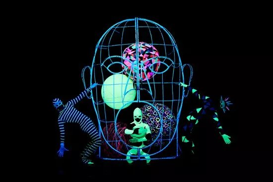 WOW Black Light Theater
