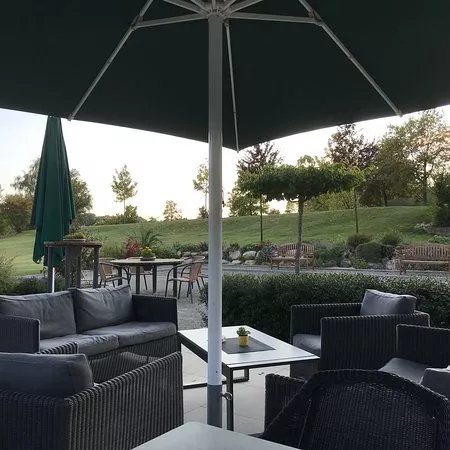 Schloss Langenstein - Der Country Club