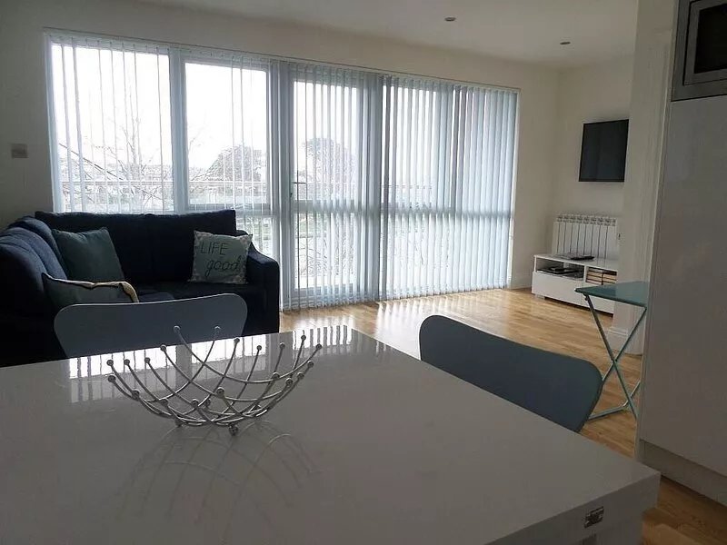 Modern apartment with stunning views of Boating Lake