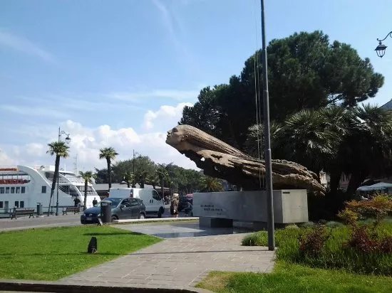 Monumento agli Aviatori del Reparto Alta Velocita