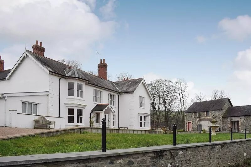 Maesbangor Farmhouse