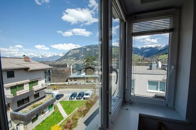 Penthouse A Zell am See with lake view