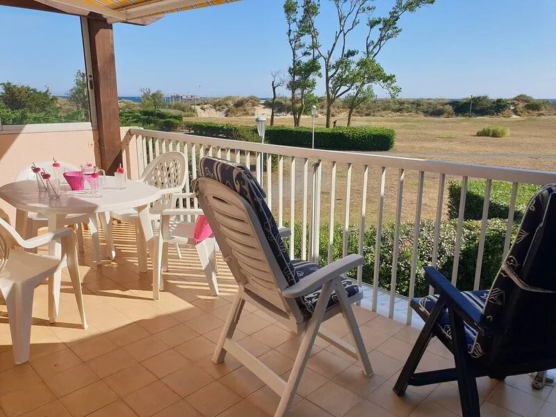 Beautiful T3 seaview swimming pool Cap d'Agde