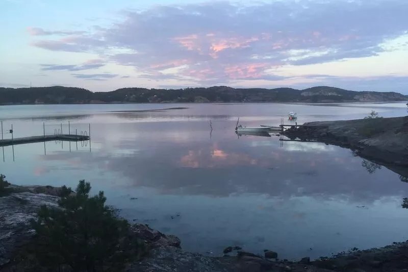 Fresh cottage at beautiful Gullmarsfjorden with wifi and electric car charger
