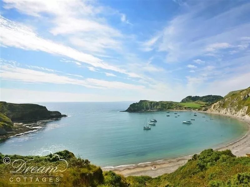 HARBOUR EDGE, family friendly, with a garden in Brewers Quay Harbour