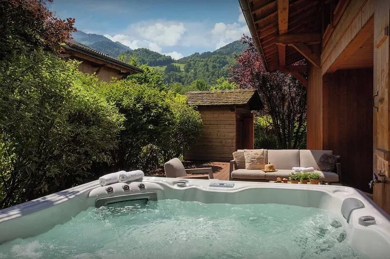 Chalet Evonyx - family mountain holiday 12p with spa - OVO Network