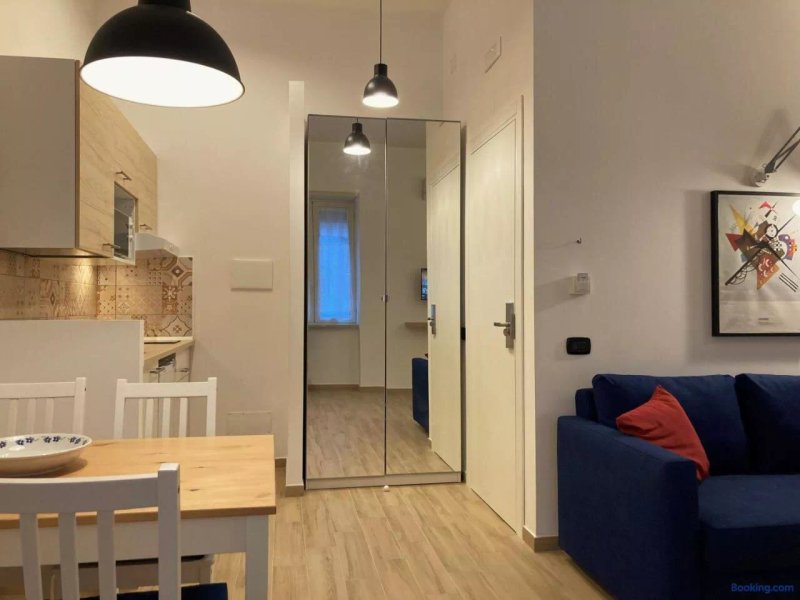 La Casa Blu Nel Cuore Storico di Napoli