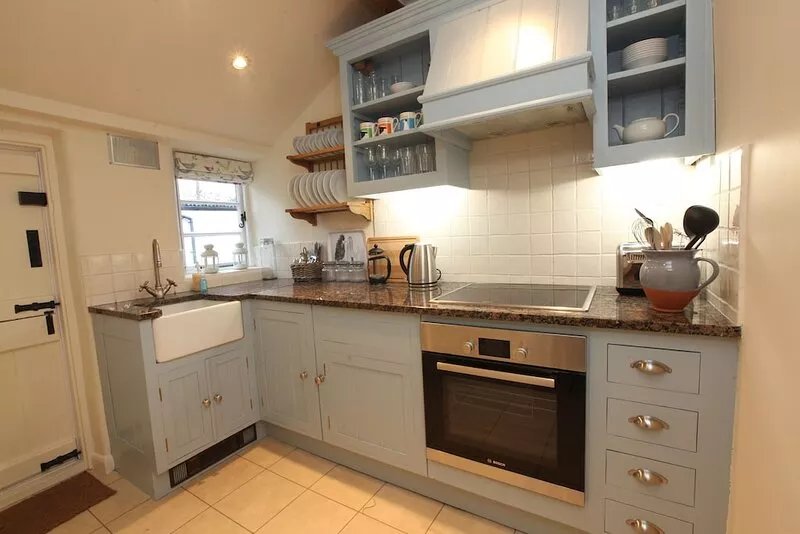 Style and Comfort - Welcome to The Bobbin