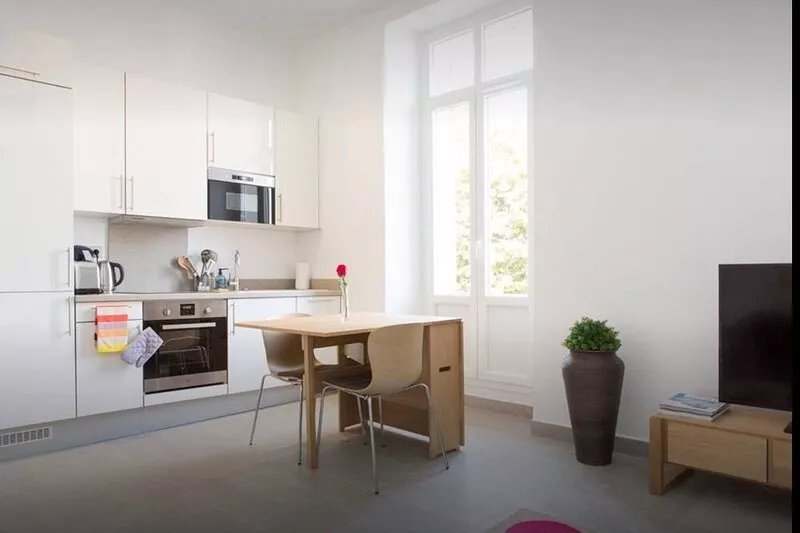 La Croisette - One Bedroom Apartment, Sleeps 4