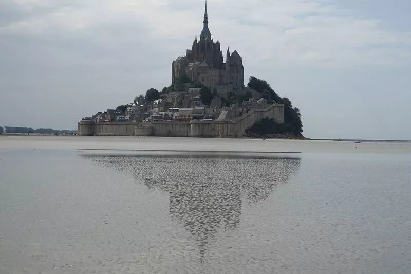 Cottage combining comfort, charm and tradition,  15mn from Mont Saint Michel