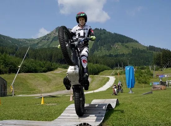 Alpfox Berg & Skischule