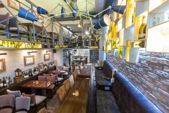 Il Grappolo Wine Bar