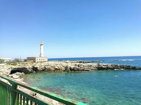 Faro del Capo di Santa Croce