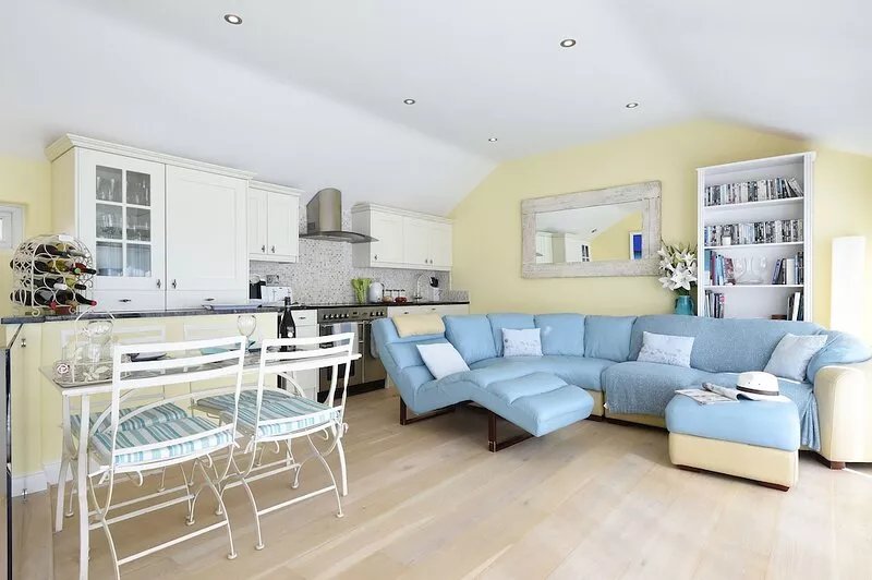 Cockleshell Cottage, pristine luxury and tranquility