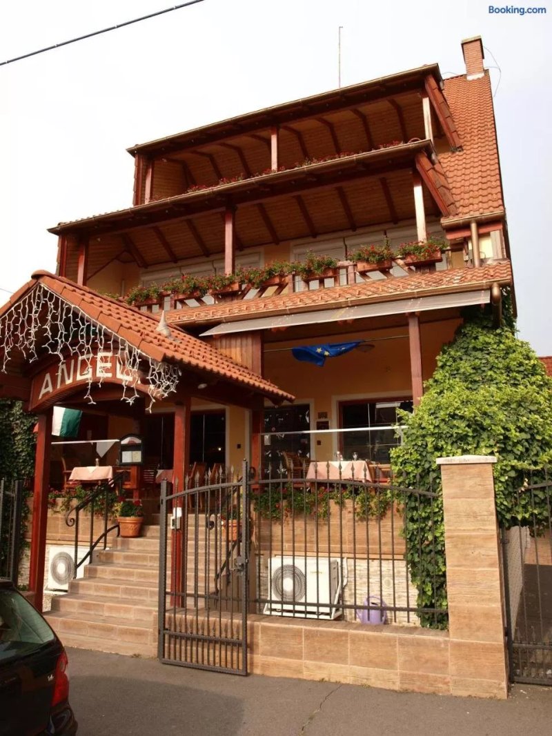 Hotel Angéla