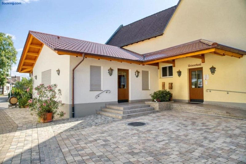 Gastehaus Weingut Politschek
